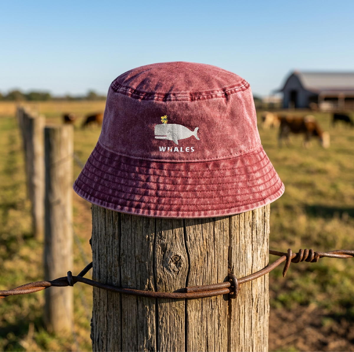 The Whale Bucket (vintage red)